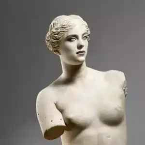 Billie Eilish Venus de Milo e1716238750110 Billie Eilish Venus de Milo e1716238750110